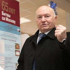 Лужкова предлагают судить за коррупцию и за то, во что он превратил Москву 